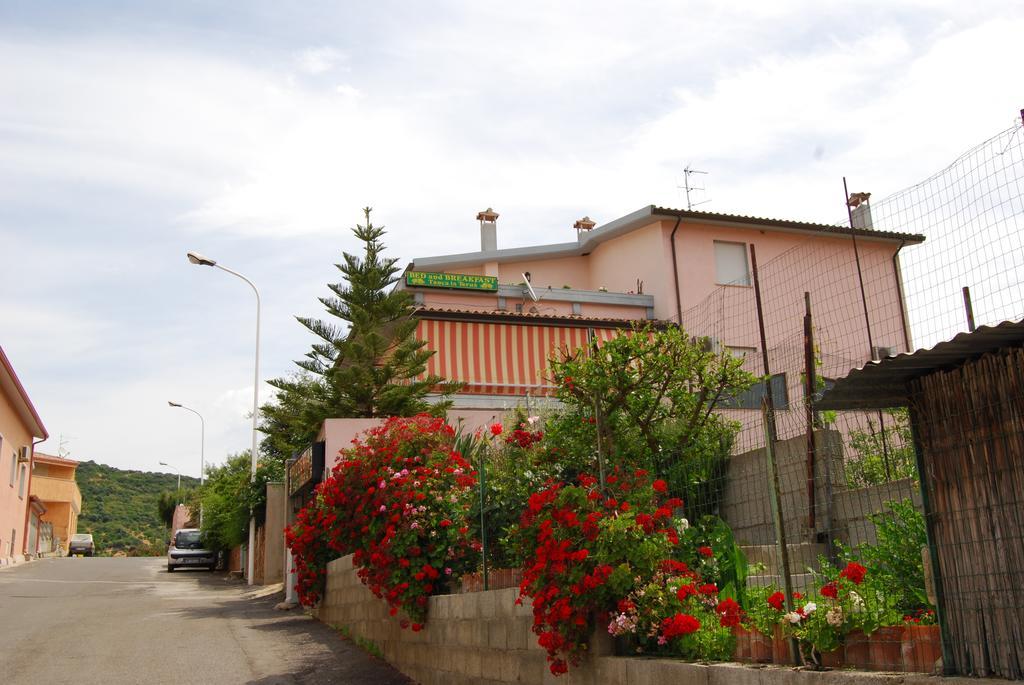 Bed and Breakfast Tanca Is Torus Teulada Exterior foto